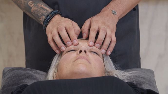 Sesión de Kinesiología Emocional con Carlos Cazorla